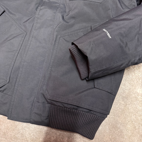 The North Face Men’s Gotham Jacket iii black color 874RGOE - Picture 5 of 9